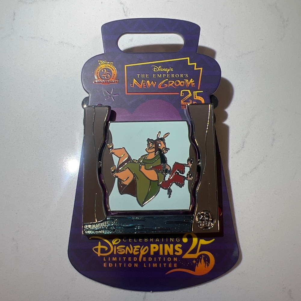 Kuzco and Pacha 25th Anniversary LE Spinner Pin, The Emperor’s New Groove